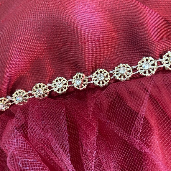 Matching Girls Crimson Holiday/Christmas Dresses size 8 and 10 - Picture 5 of 5